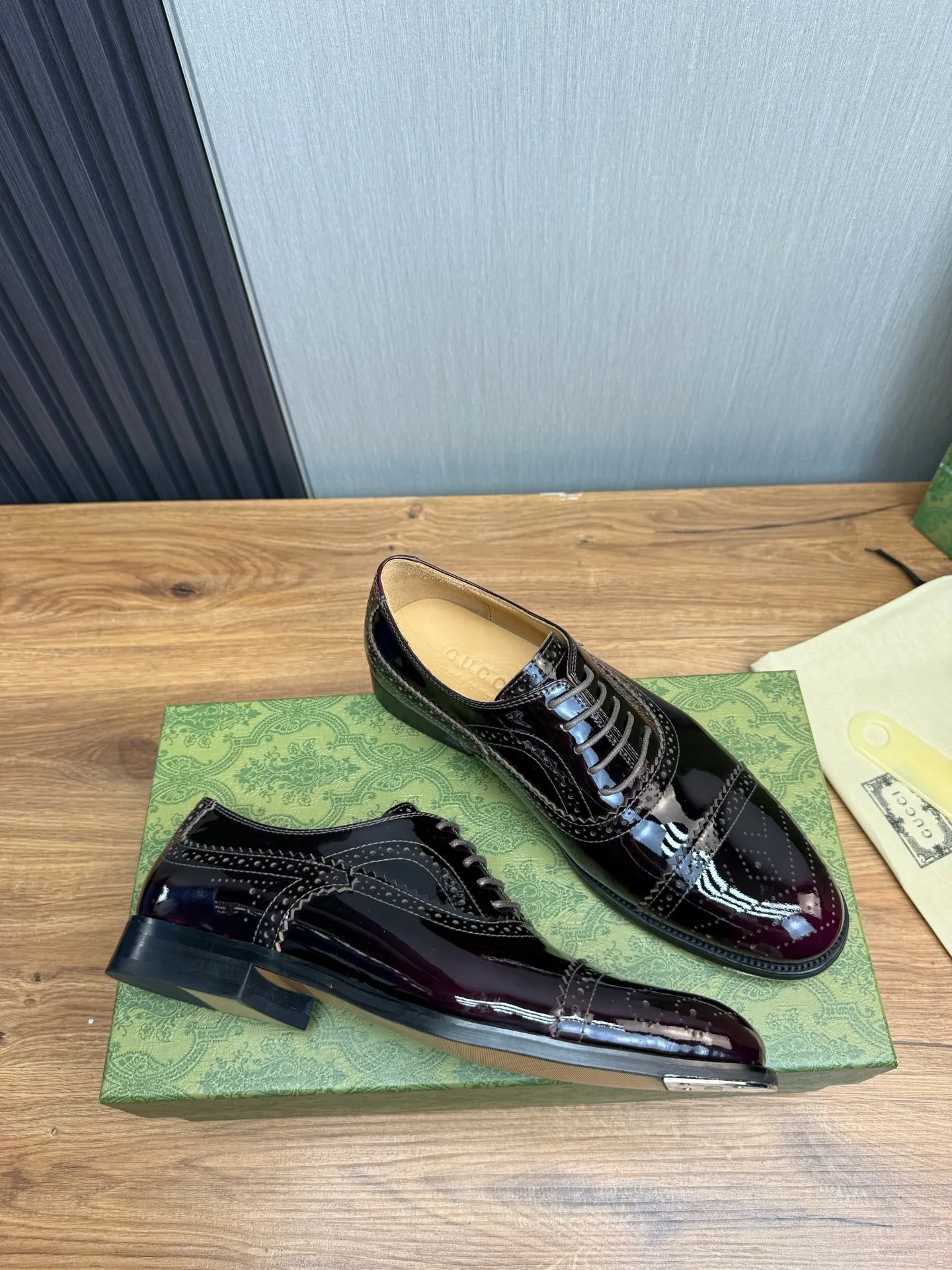 Men's shoes 💰680💰 GUCCI Gucci. Men's business casual leather shoes, all made of imported original brand leather, just to create a more comfortable wearing experience. Upper: original cowhide + imported cowhide lining, original non-slip and wear-resistant outsole ✔️36-45 (38.45 non-refundable)